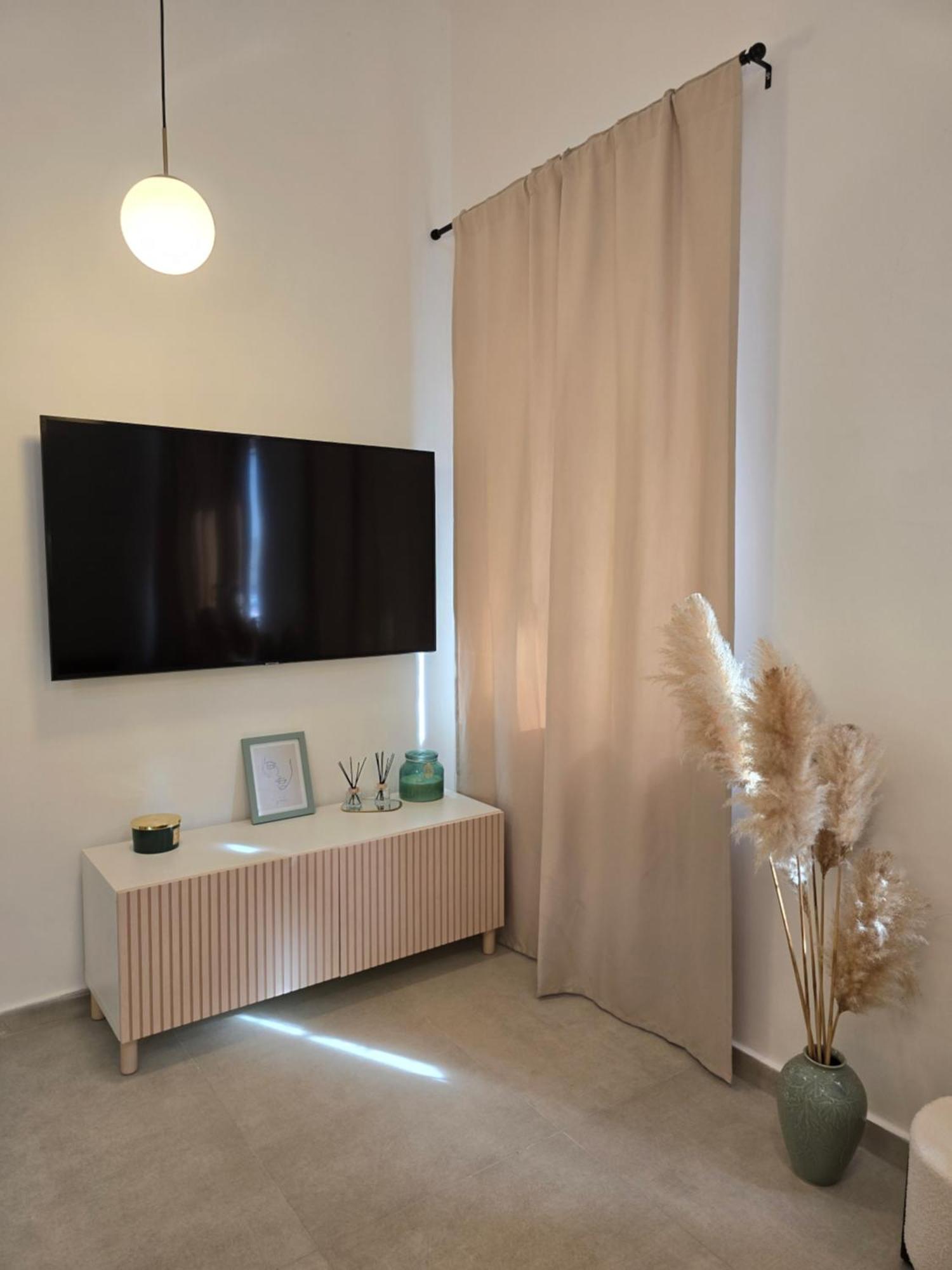 Navis Apartment *